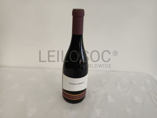 Garrafa de vinho tinto Tiago Cabaço Alicante Bouschet 2022