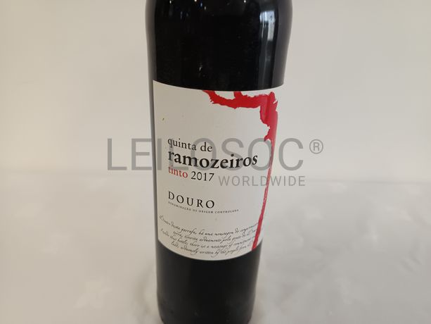 Garrafa de vinho tinto Quinta de Ramozeiros Douro 2017