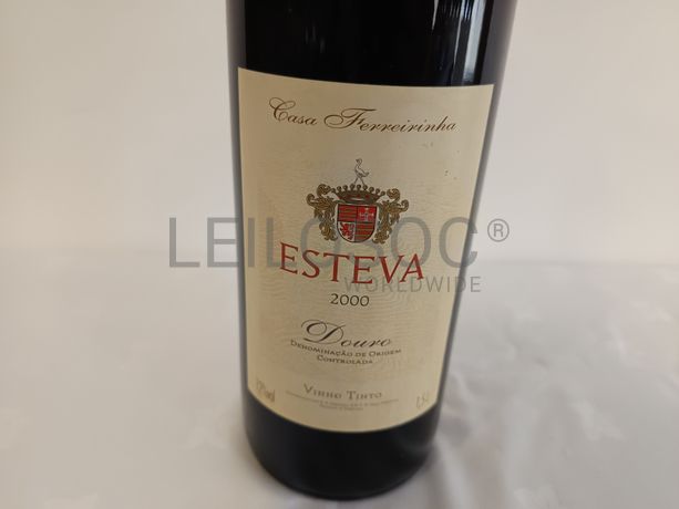 Garrafa de vinho tinto Esteva Douro 2000