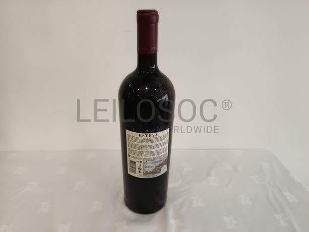 Garrafa de vinho tinto Esteva Douro 2013
