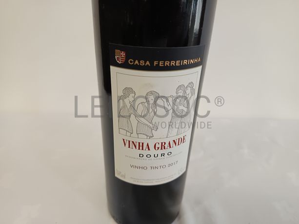 Garrafa de vinho tinto Vinha Grande Douro 2017