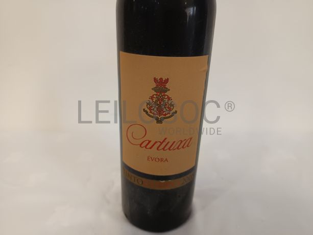 Garrafa de vinho tinto Cartuxa Évora Reserva 2005