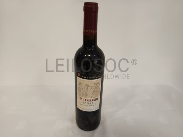 Garrafa de vinho tinto Vinha Grande Douro 2017