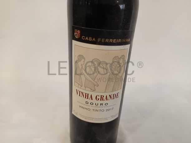 Garrafa de vinho tinto Vinha Grande Douro 2017