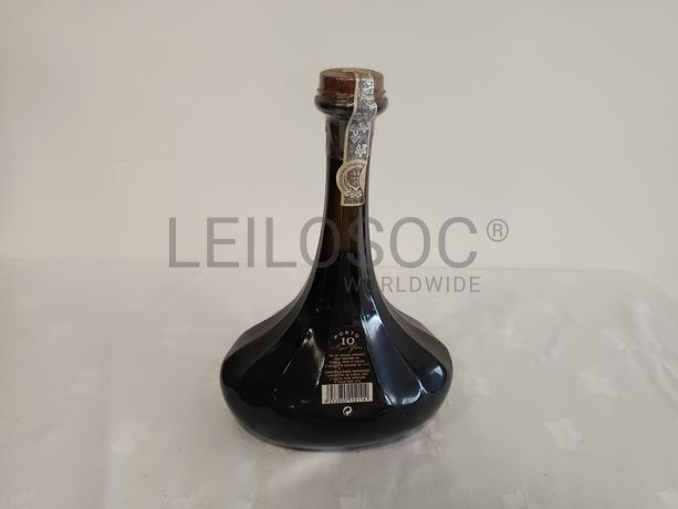 Garrafa de vinho do porto São Pedro 10 anos