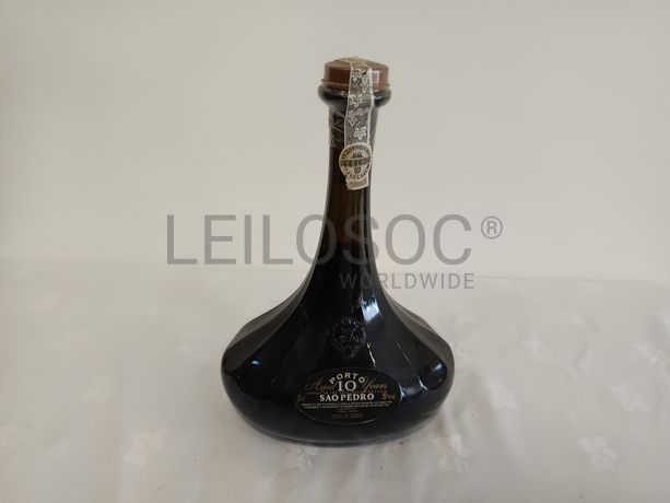 Garrafa de vinho do porto São Pedro 10 anos