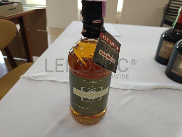 Garrafa de licor Drambuie