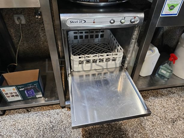 Máquina de lavar copos marca Steel 31