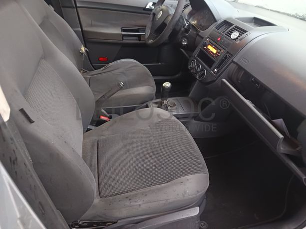 Volkswagen Polo · Ano 2008