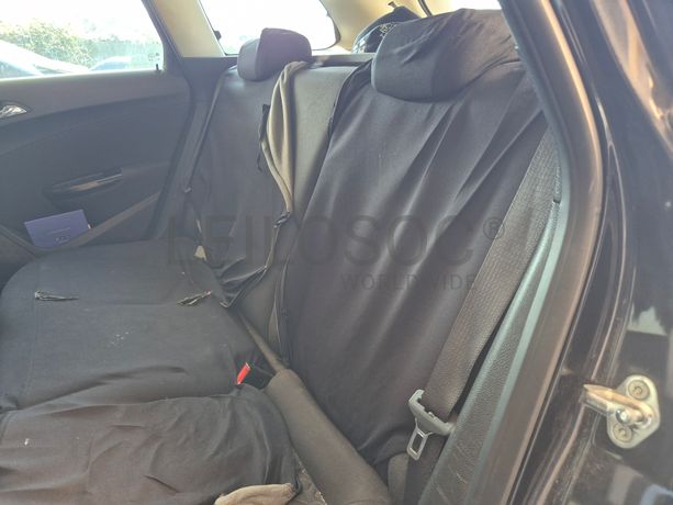 Opel Astra · Ano 2013