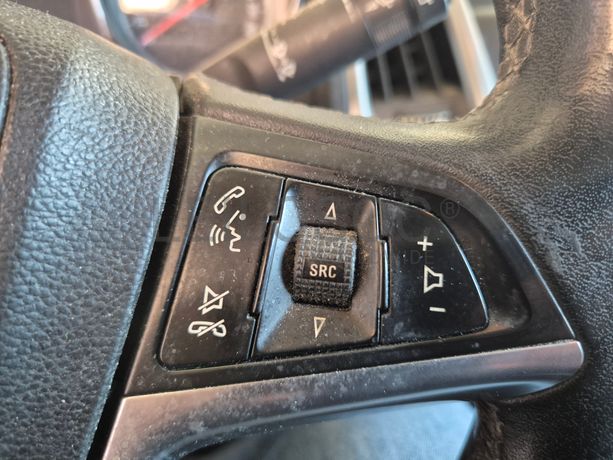 Opel Astra · Ano 2013