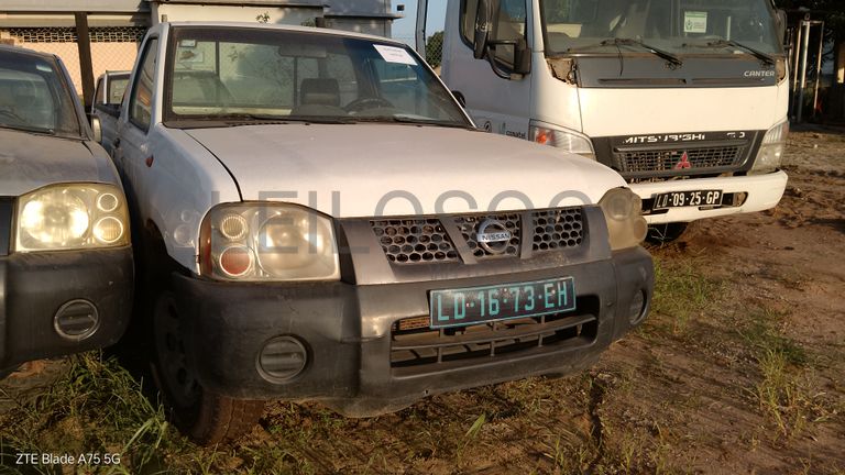 Nissan Hardbody 2WD SC TD27