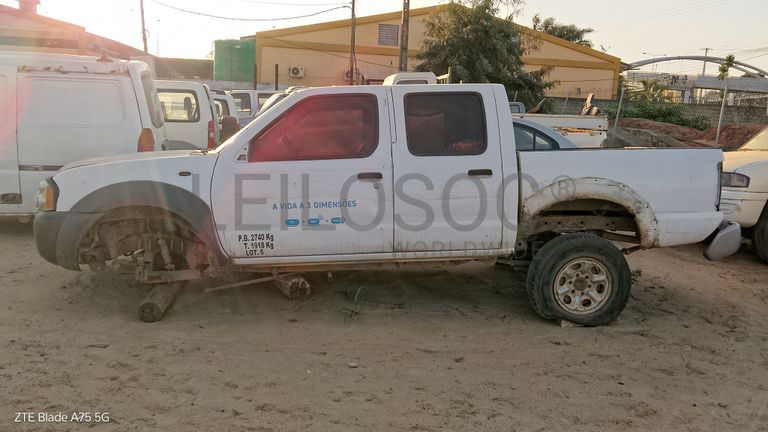 Nissan Hardbody 4WD SC QD32