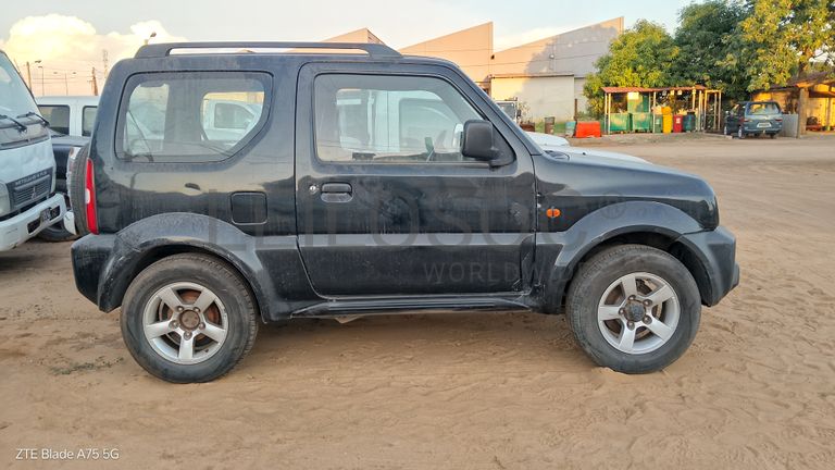 Suzuki JIMNY JLX 1.3 M/T