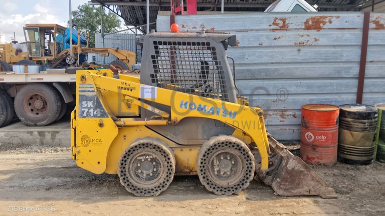 Mini Pa Carregadora Komatsu SK714
