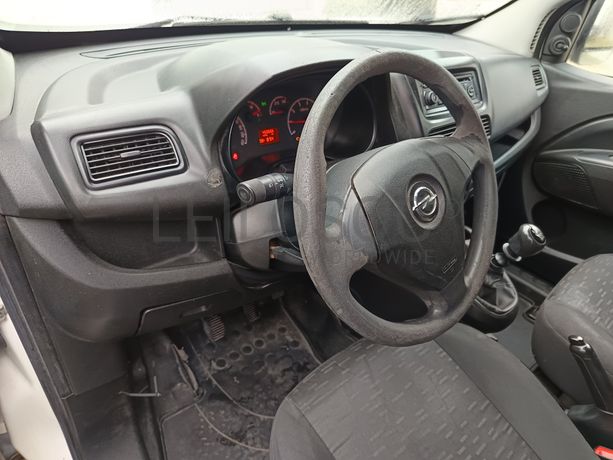 Opel Combo · Ano 2016