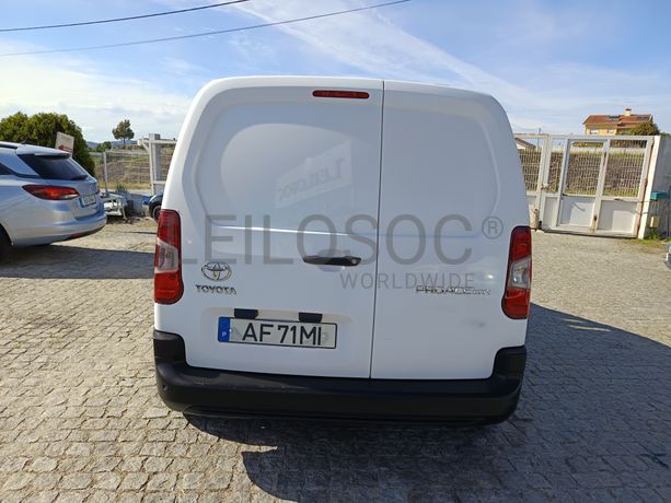 Toyota Proace City · Ano 2021