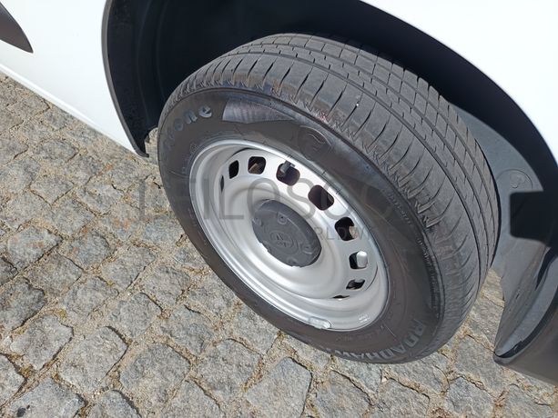 Toyota Proace City · Ano 2021