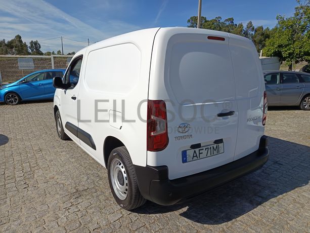 Toyota Proace City · Ano 2021