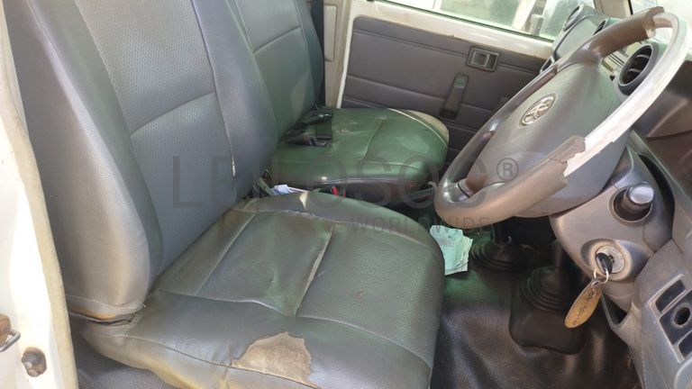 Toyota Land Cruiser 3,18m - 2013