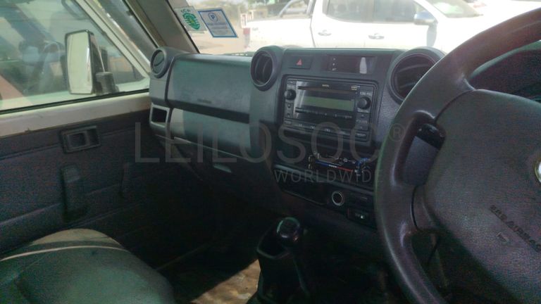 Toyota Land Cruiser 3,18m - 2013