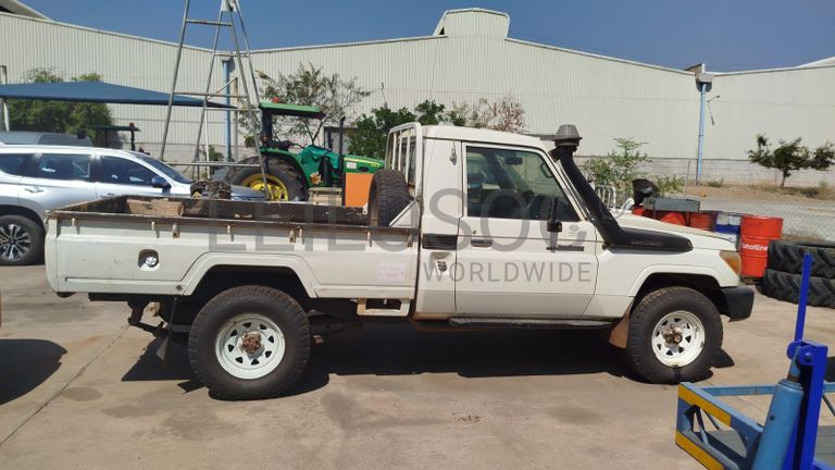 Toyota Land Cruiser 3,18m - 2013