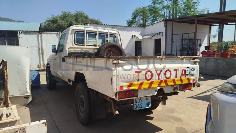 Toyota Land Cruiser 3,18m - 2013