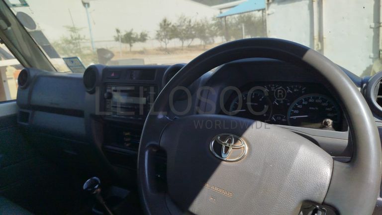 Toyota Land Cruiser 3,18m - 2013