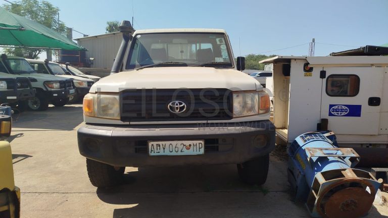 Toyota Land Cruiser 3,18m - 2013
