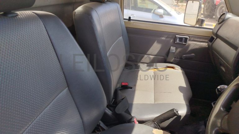 Toyota Land Cruiser 3,18m - 2015