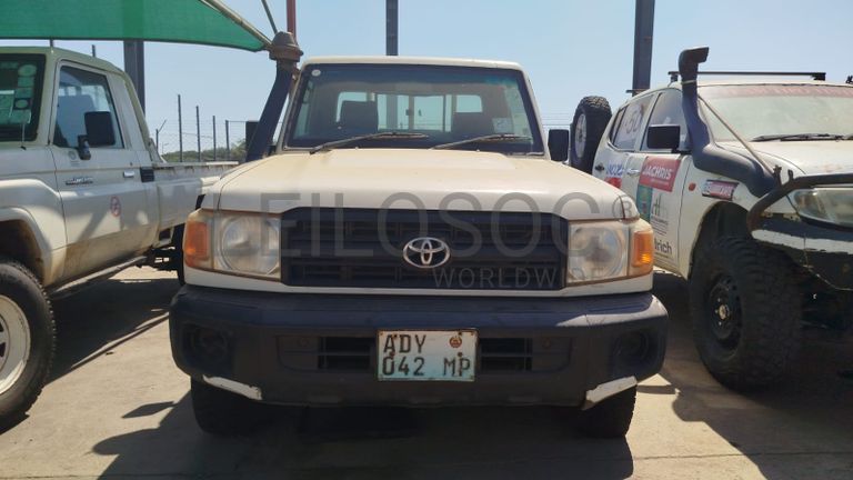 Toyota Land Cruiser 3,18m - 2013