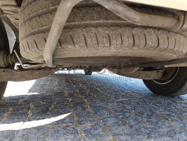 Toyota Hiace · 9 Lugares · Ano 2002