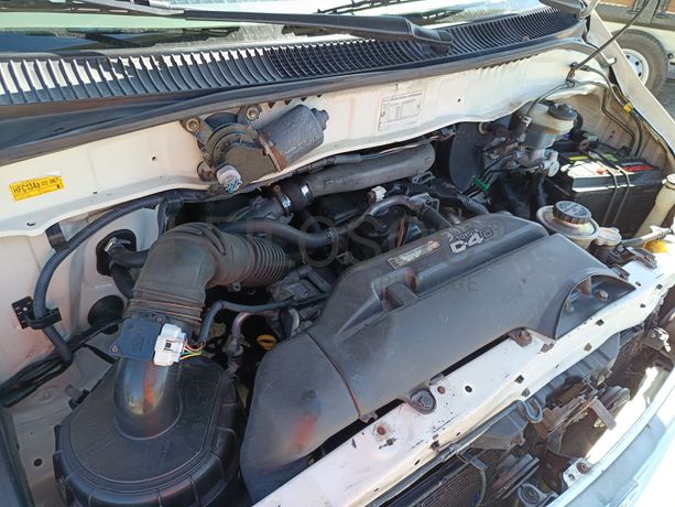 Toyota Hiace · 9 Lugares · Ano 2002