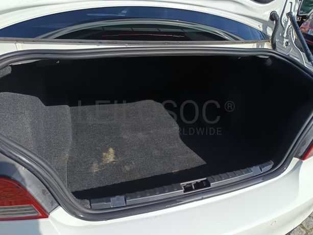 BMW 120 d · Ano 2010