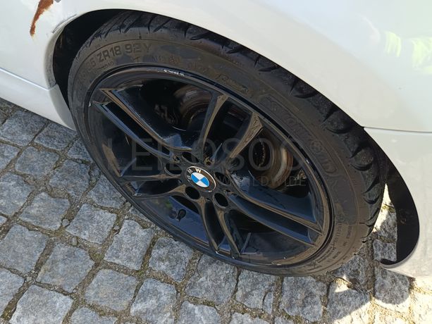 BMW 120 d · Ano 2010