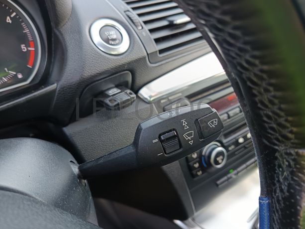 BMW 120 d · Ano 2010