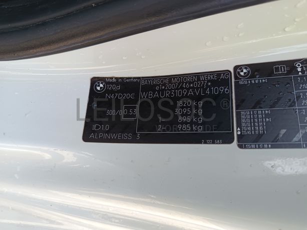 BMW 120 d · Ano 2010