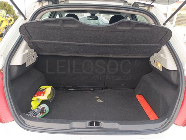 Peugeot 207 · Ano 2011