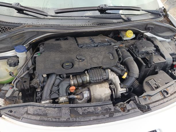 Peugeot 207 · Ano 2011