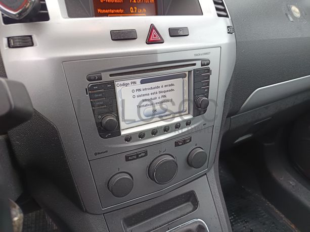 Opel Zafira · Ano 2012