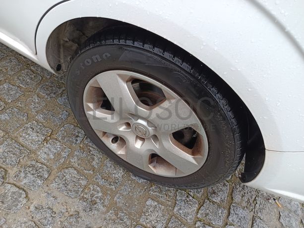 Opel Zafira · Ano 2012