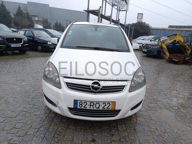 Opel Zafira · Ano 2012