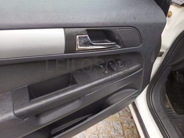 Opel Zafira · Ano 2012