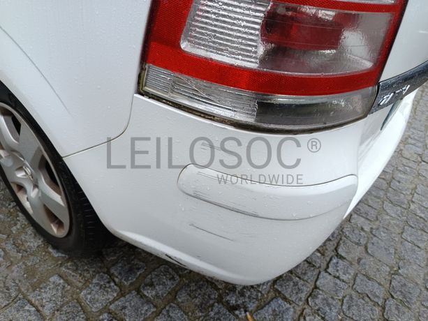 Opel Zafira · Ano 2012