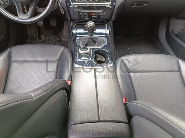 Mercedes-Benz C 180 · Ano 2016