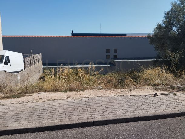 Terrenos para Construção · Mina de Água, Amadora