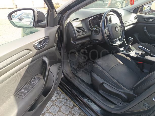 Renault Mégane IV Sport 1.5 DCI · Ano 2017