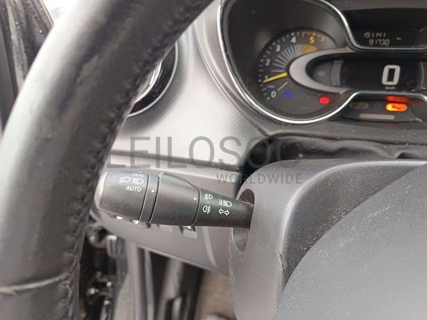 Renault Captur 1.5 DCI Sport · Ano 2013