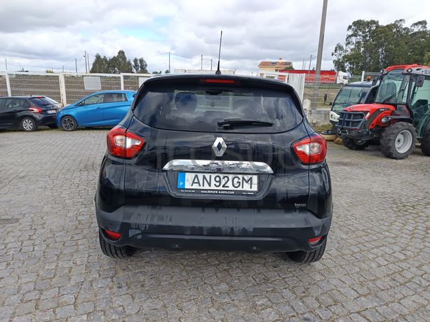 Renault Captur 1.5 DCI Sport · Ano 2013