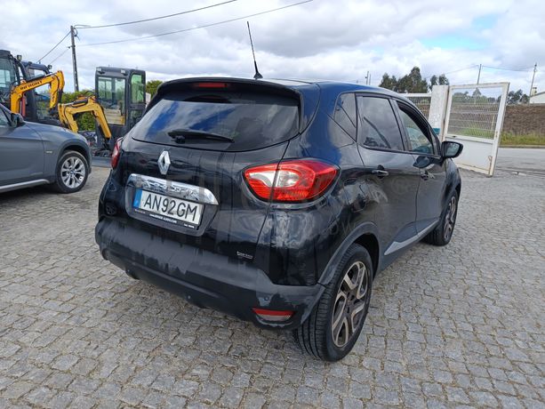 Renault Captur 1.5 DCI Sport · Ano 2013